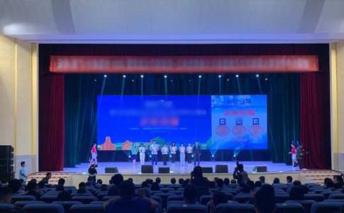 ���]���C����Y��Ո��