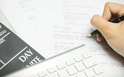 �Y���Ƹ�ú�ͬ��