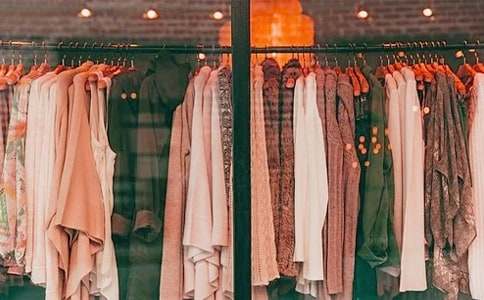 ���b���D(zhu��n)׌��ͬ(15ƪ)