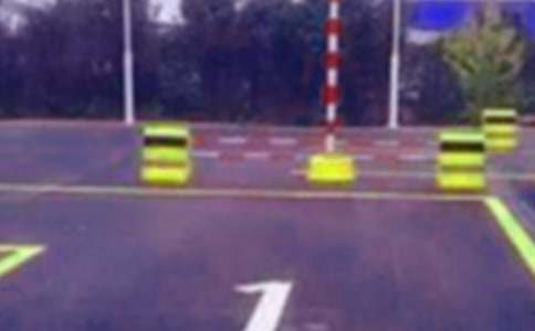 (��(y��u)�x)�c�{У��ͬ