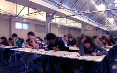 �����������\�ſ�ԇ���Z��