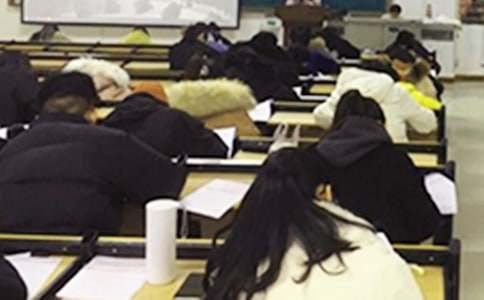 �P(gu��n)���\(ch��ng)�ſ�ԇ���Z��15ƪ