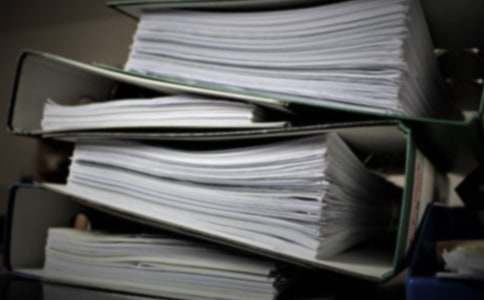 �����]���Ɏ��ڙ�(qu��n)ί�Е�