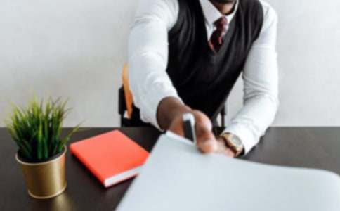 �Ɏ�ƸՈ��ͬ���ı���ʽ