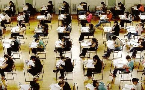 ��������ĩ��ԇ�]���Ùzӑ��