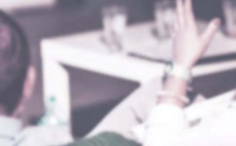 ������ί��ǢՄ��ͬ