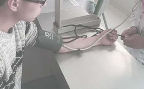 �����A���w�z�ư��깤�����Y(ji��)