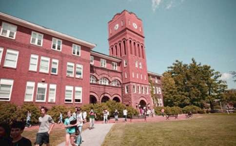 (��(sh��)��)У�@��ȫ���Z��15ƪ