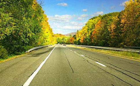 ��·�н��ͬ����