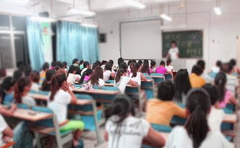 �߶��ڶ��W�ڽ̌W����Ӌ���R����ƪ