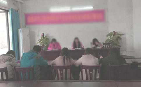 ��^(q��)��ί�������Z��ģ��