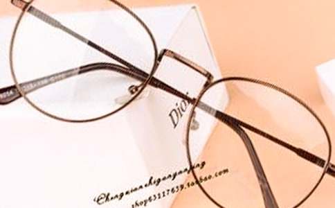 ���R����K�������Y